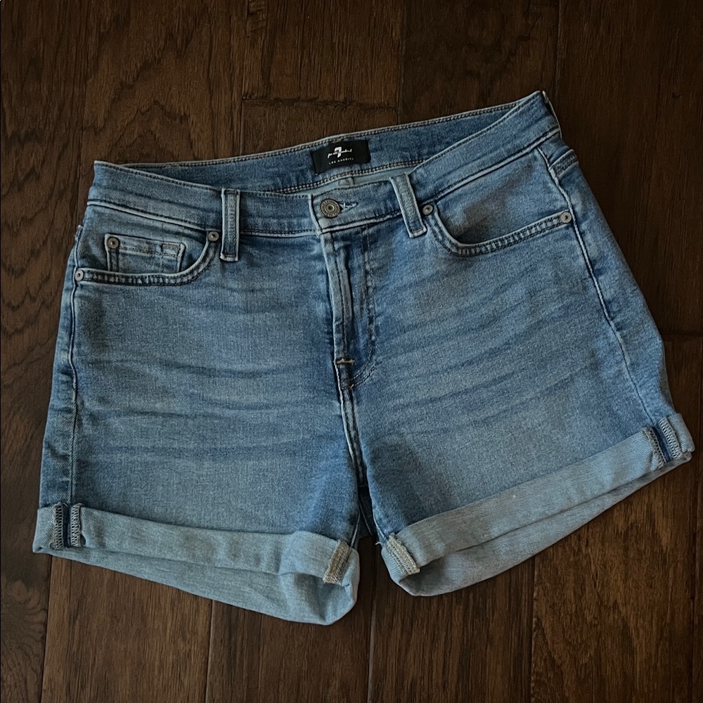 7 for all mankind Women's Light Blue Denim Roll-Cuff Shorts